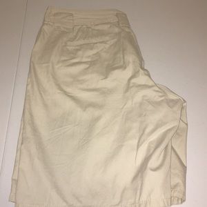 NWOT - Khakis shorts!